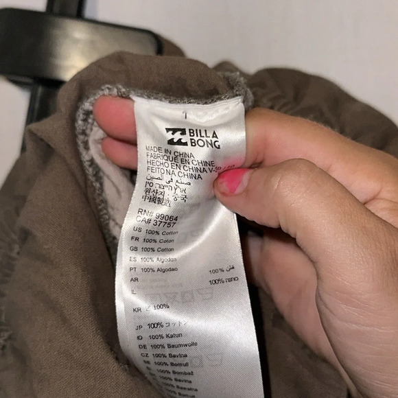 olive green Billabong paper bag shorts size 1 - Picture 4 of 4